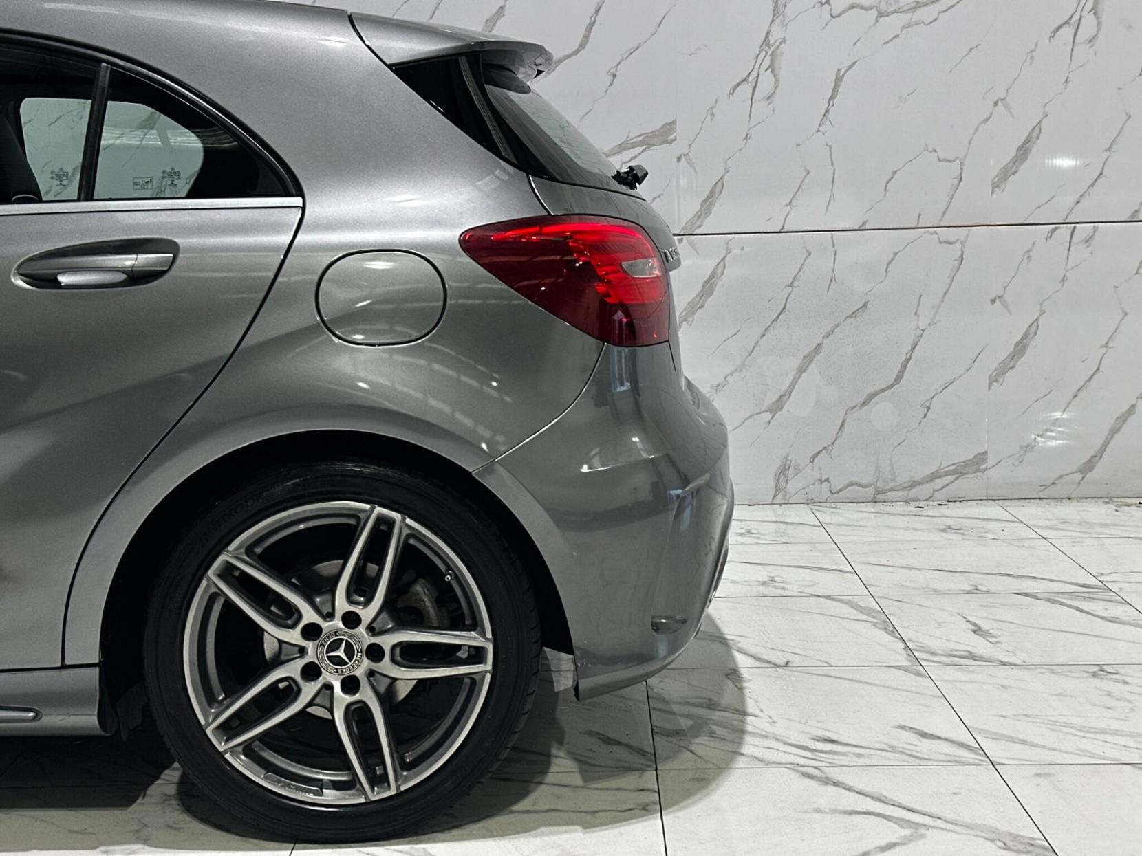 Mercedes-Benz A Class 1.5 A180d AMG Line 7G-DCT Euro 6 (s/s) 5dr