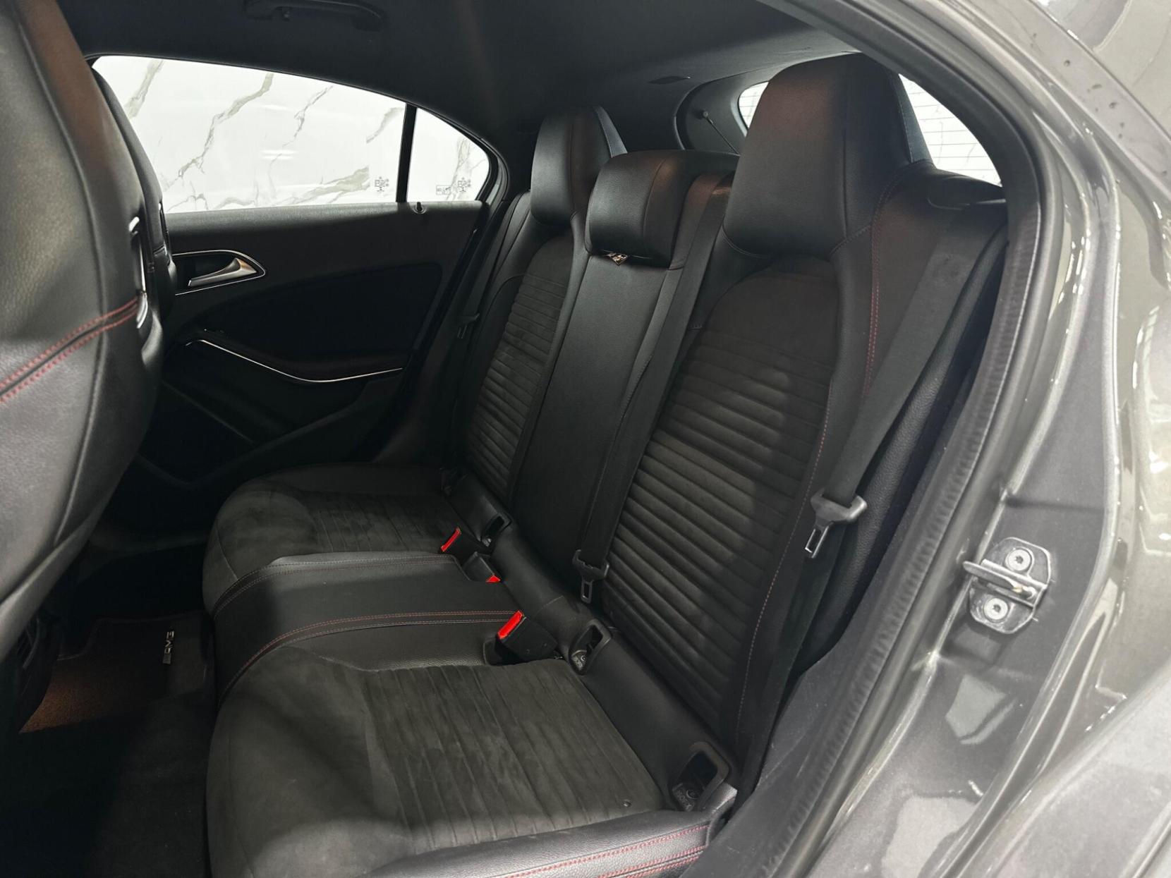 Mercedes-Benz A Class 1.5 A180d AMG Line 7G-DCT Euro 6 (s/s) 5dr