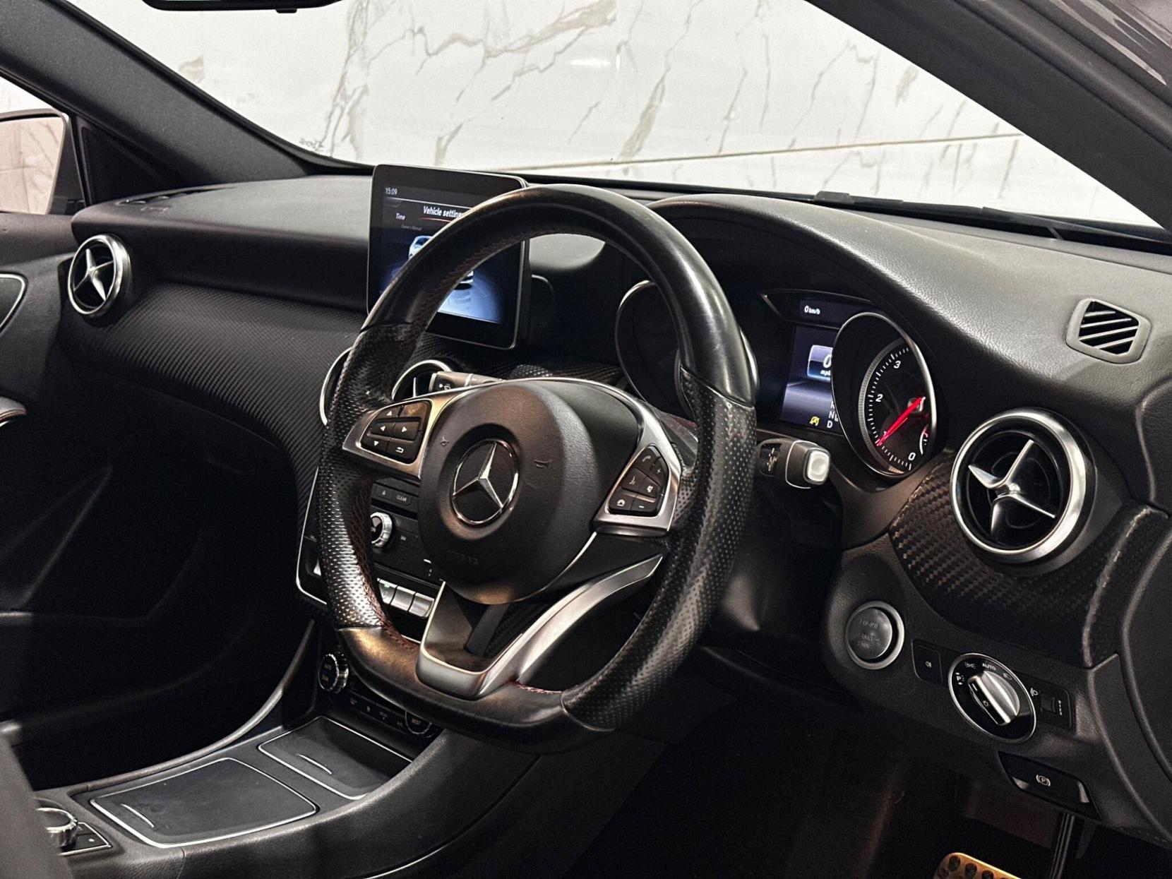 Mercedes-Benz A Class 1.5 A180d AMG Line 7G-DCT Euro 6 (s/s) 5dr