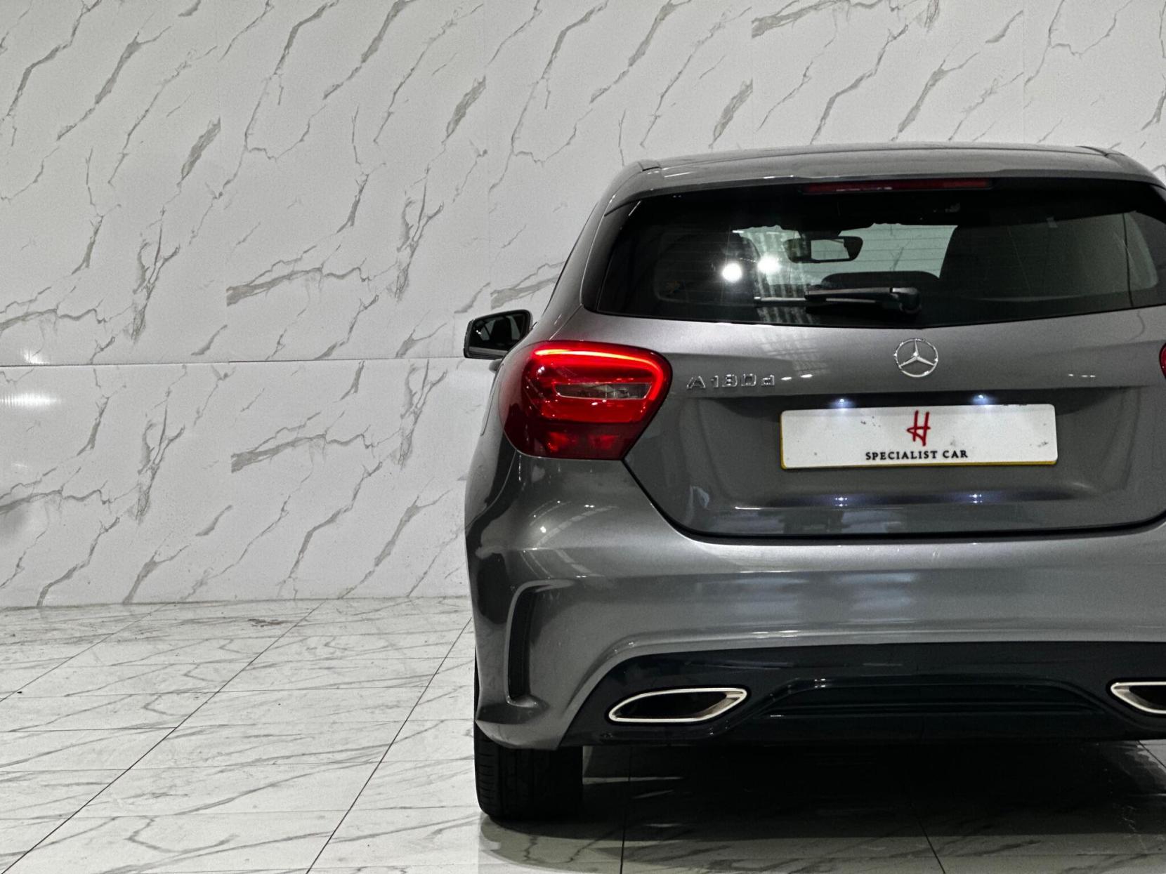 Mercedes-Benz A Class 1.5 A180d AMG Line 7G-DCT Euro 6 (s/s) 5dr