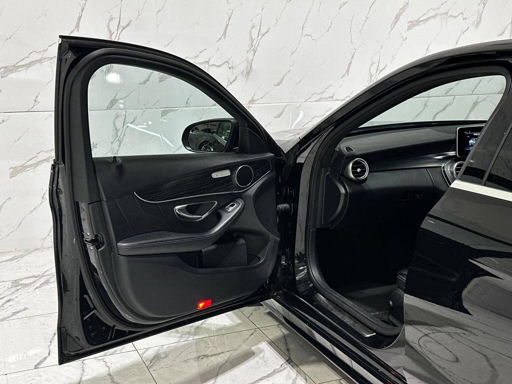 Mercedes-Benz C Class 2.1 C220d AMG Line G-Tronic+ Euro 6 (s/s) 4dr