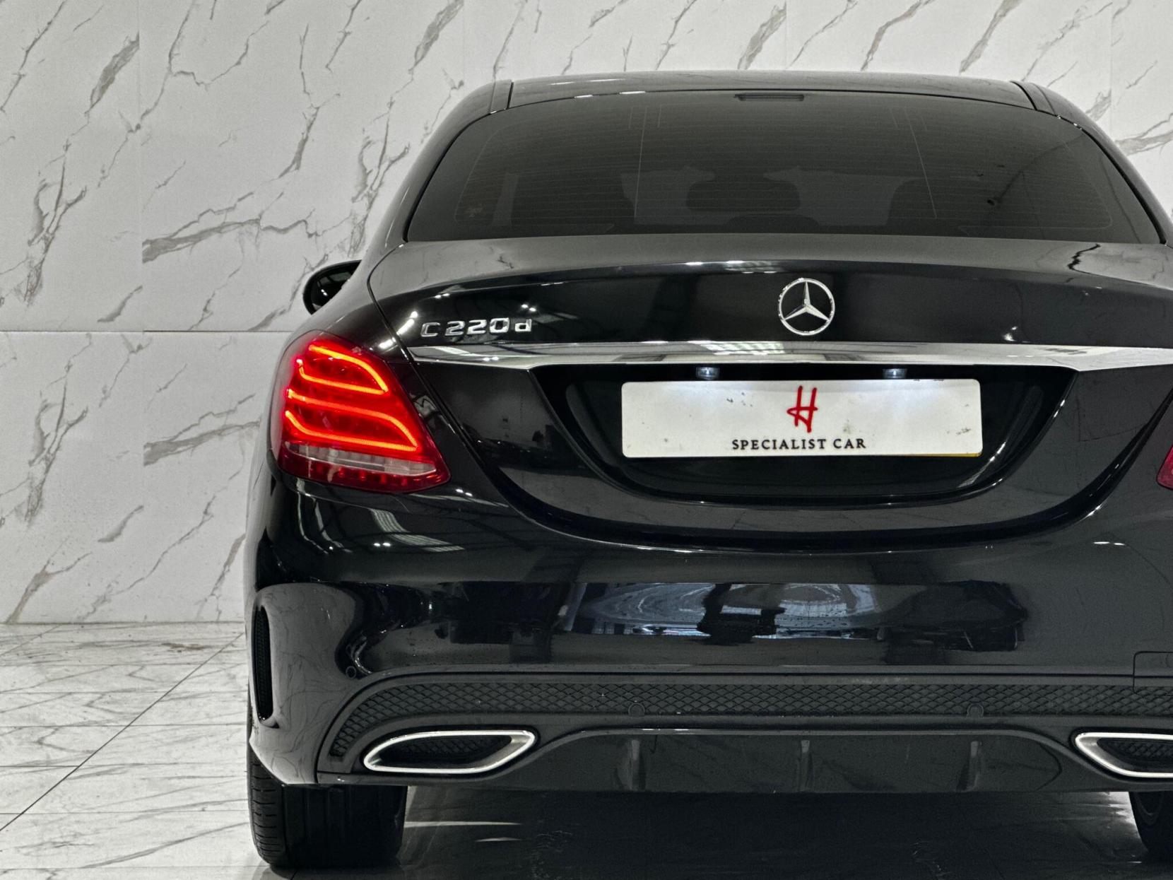 Mercedes-Benz C Class 2.1 C220d AMG Line G-Tronic+ Euro 6 (s/s) 4dr