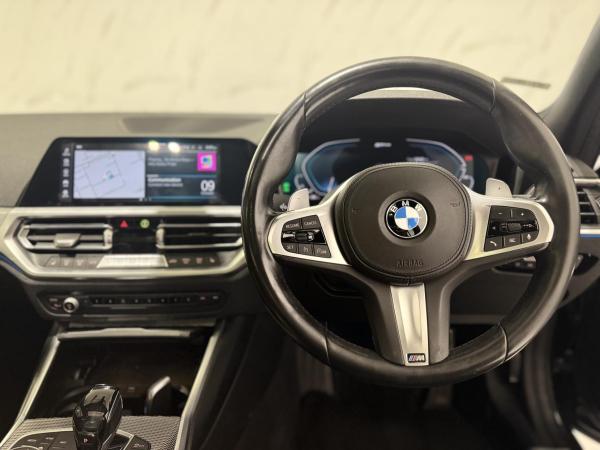 BMW 3 Series 2.0 330e 12kWh M Sport Saloon 4dr Petrol Plug-in Hybrid Auto Euro 6 (s/s) (292 ps)