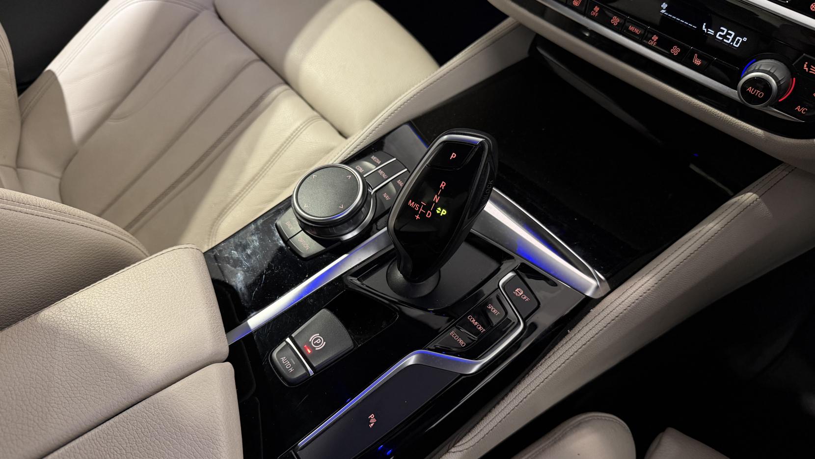 BMW 5 Series 3.0 540i GPF M Sport Saloon 4dr Petrol Auto xDrive Euro 6 (s/s) (340 ps)