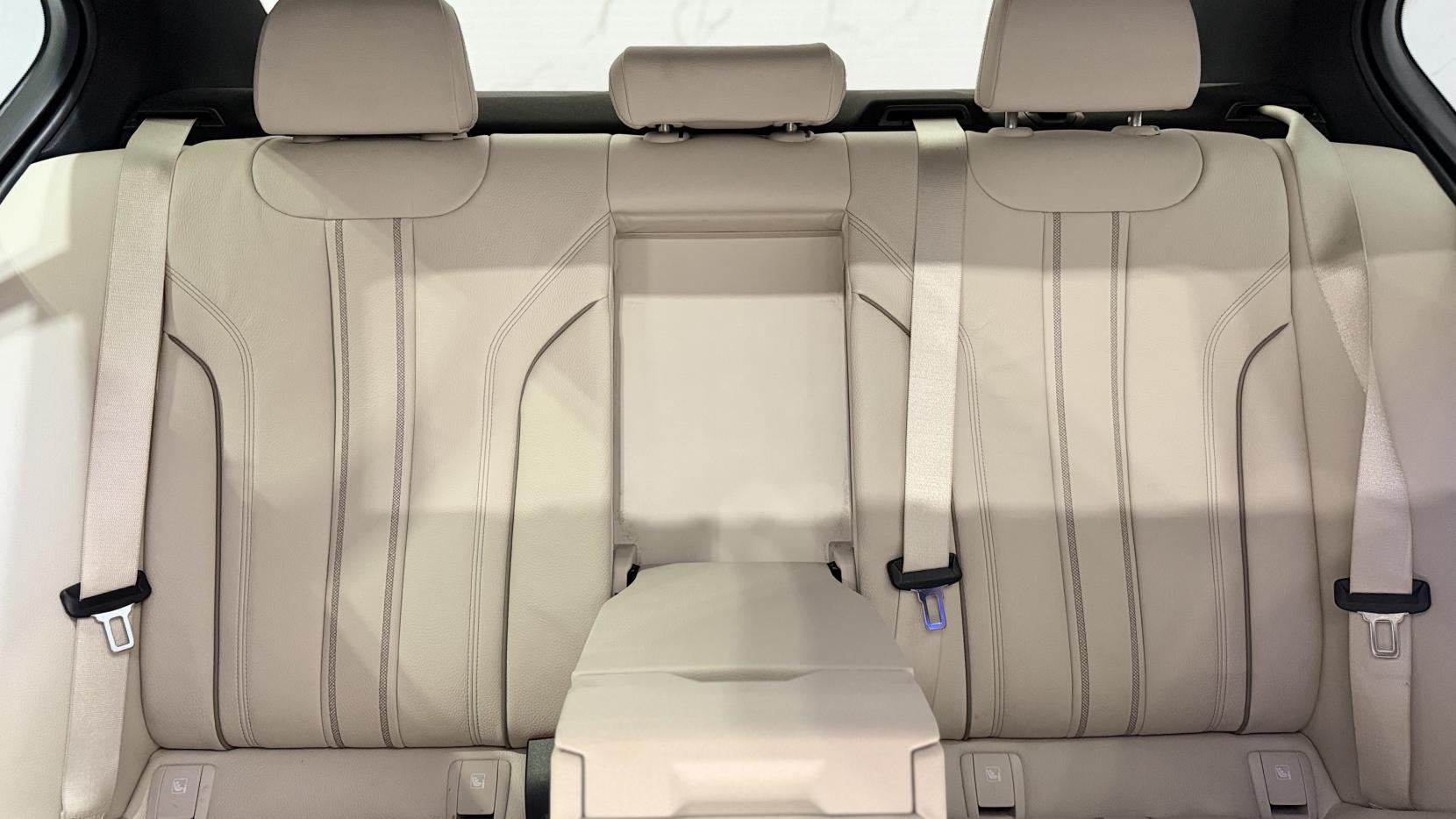 BMW 5 Series 3.0 540i GPF M Sport Saloon 4dr Petrol Auto xDrive Euro 6 (s/s) (340 ps)