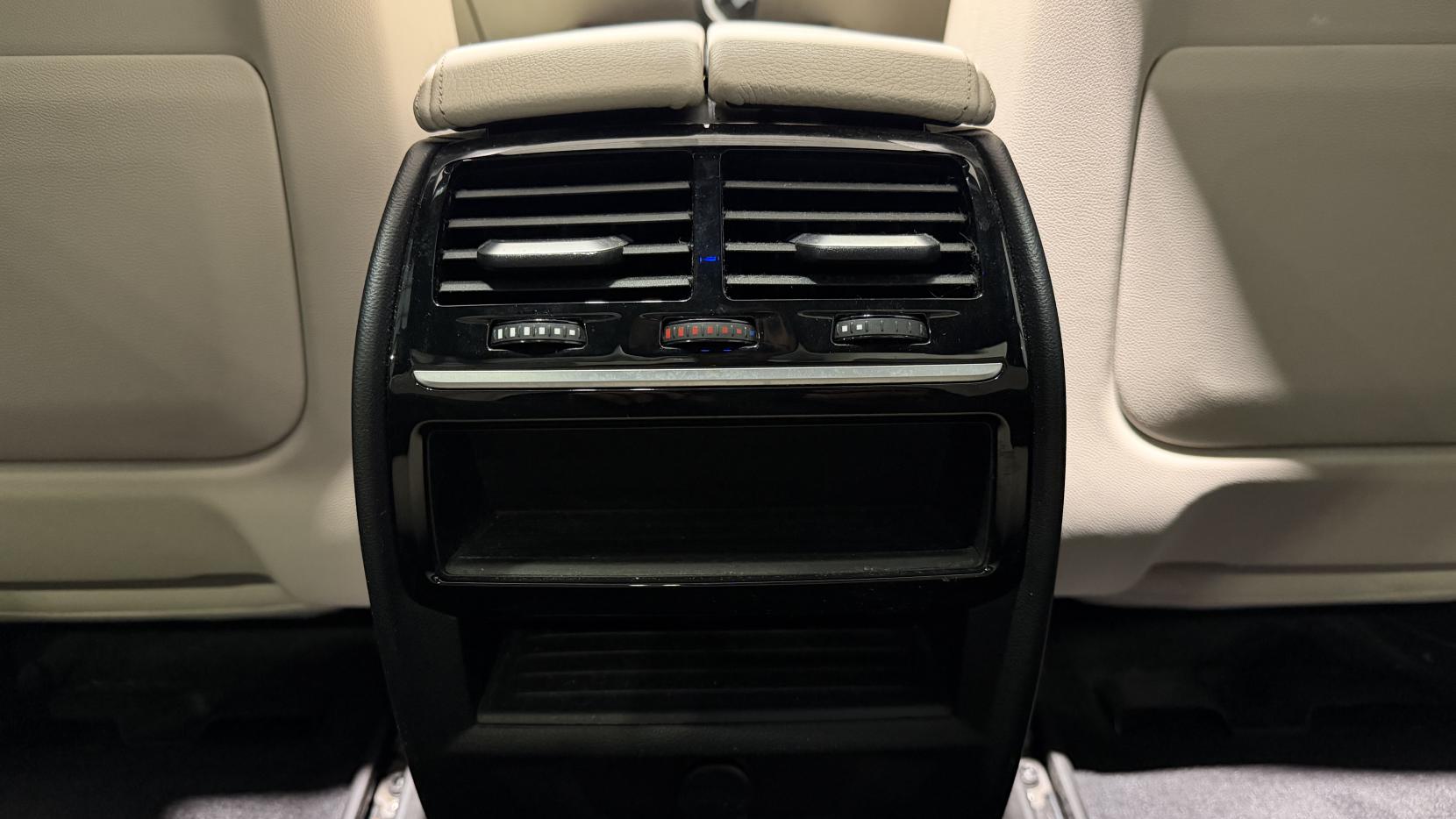 BMW 5 Series 3.0 540i GPF M Sport Saloon 4dr Petrol Auto xDrive Euro 6 (s/s) (340 ps)