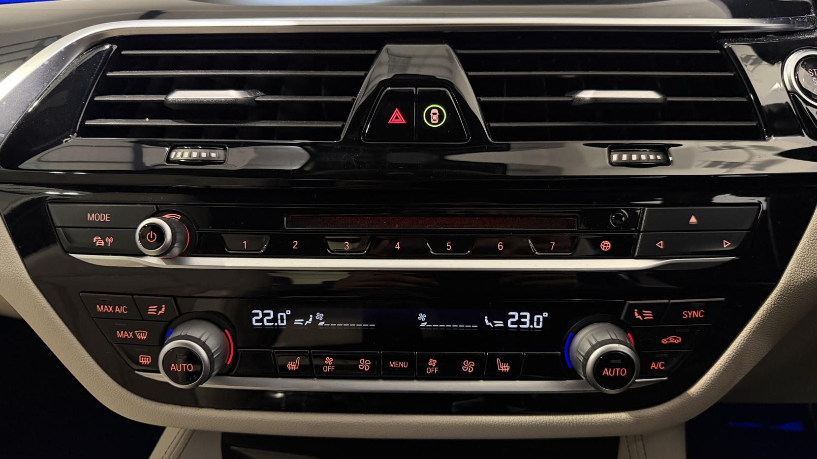 BMW 5 Series 3.0 540i GPF M Sport Saloon 4dr Petrol Auto xDrive Euro 6 (s/s) (340 ps)