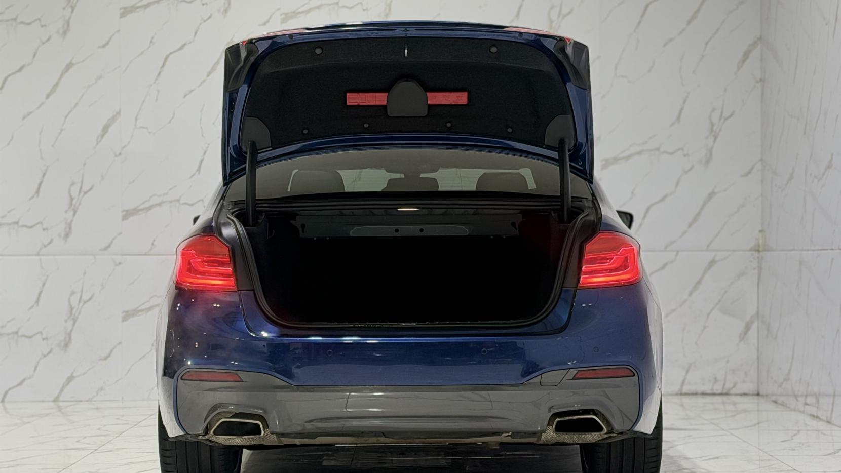 BMW 5 Series 3.0 540i GPF M Sport Saloon 4dr Petrol Auto xDrive Euro 6 (s/s) (340 ps)