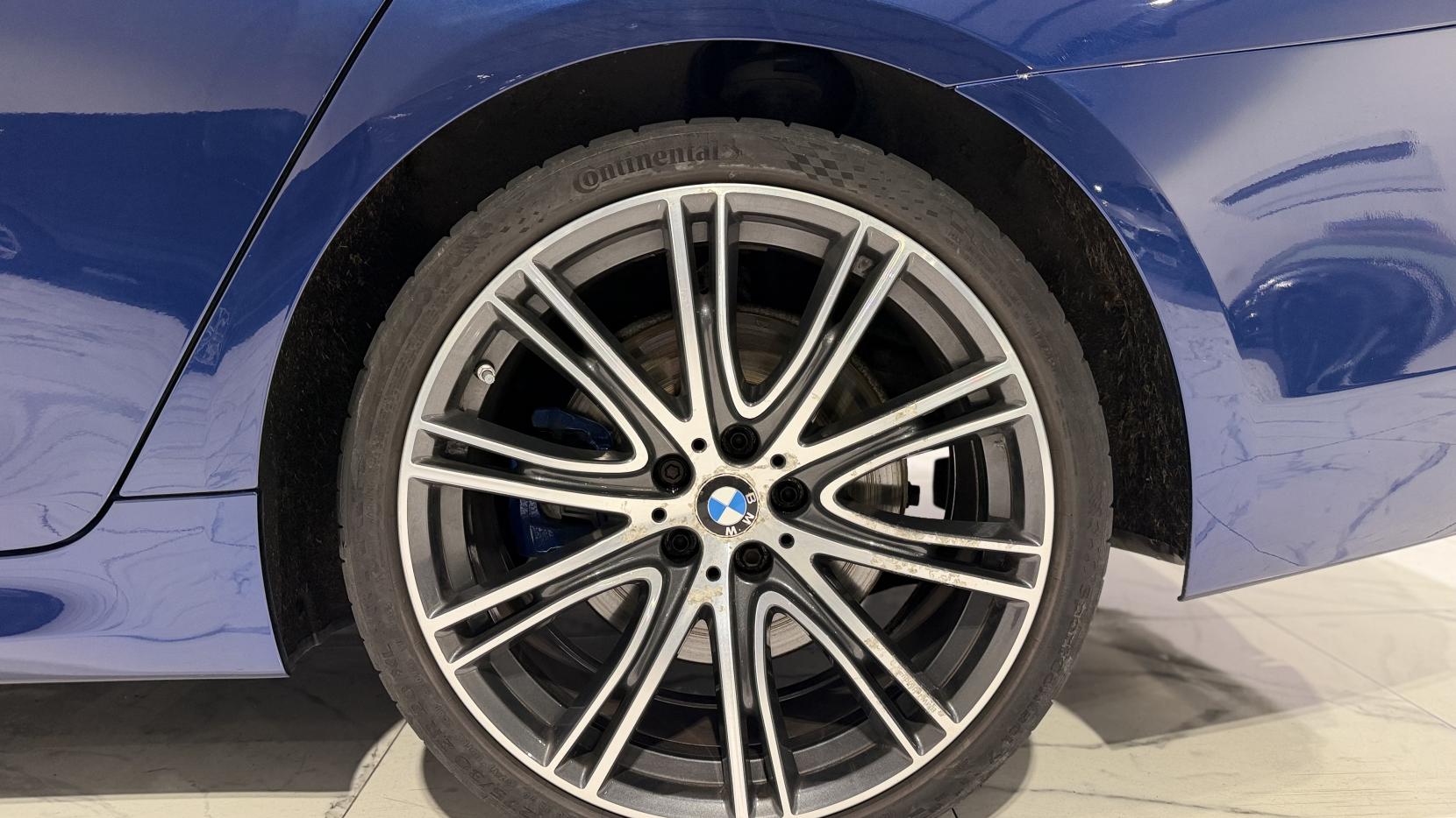 BMW 5 Series 3.0 540i GPF M Sport Saloon 4dr Petrol Auto xDrive Euro 6 (s/s) (340 ps)