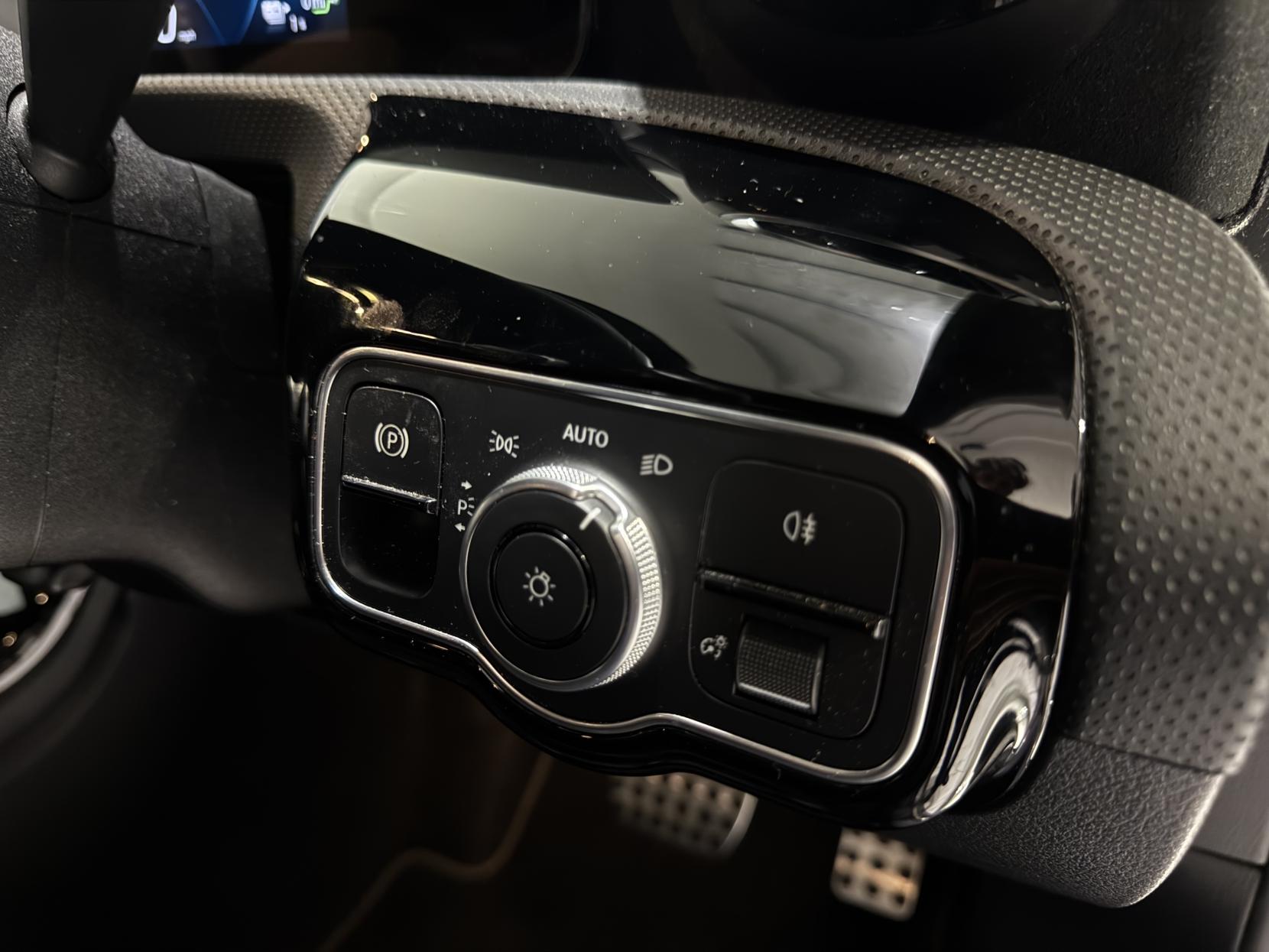 Mercedes-Benz A Class 1.3 A250e 15.6kWh AMG Line (Executive) Saloon 4dr Petrol Plug-in Hybrid 8G-DCT Euro 6 (s/s) (218 ps)