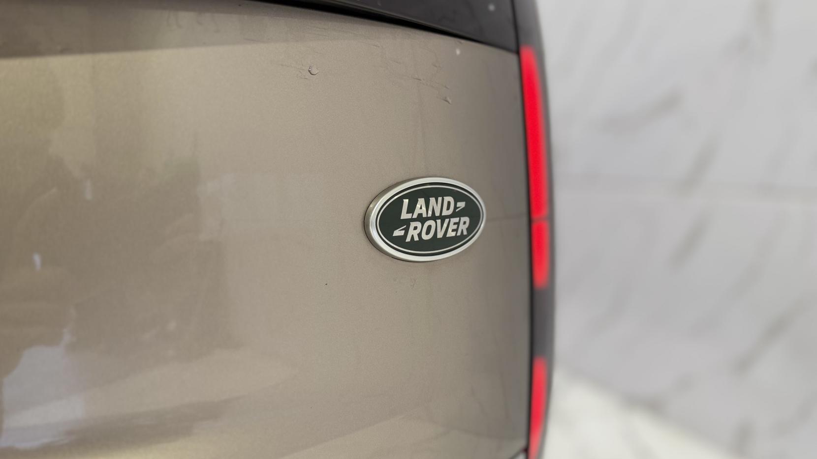 Land Rover Range Rover 3.0 P440e 38.2kWh First Edition SUV 5dr Petrol Plug-in Hybrid Auto 4WD Euro 6 (s/s) (LWB) (440 ps)