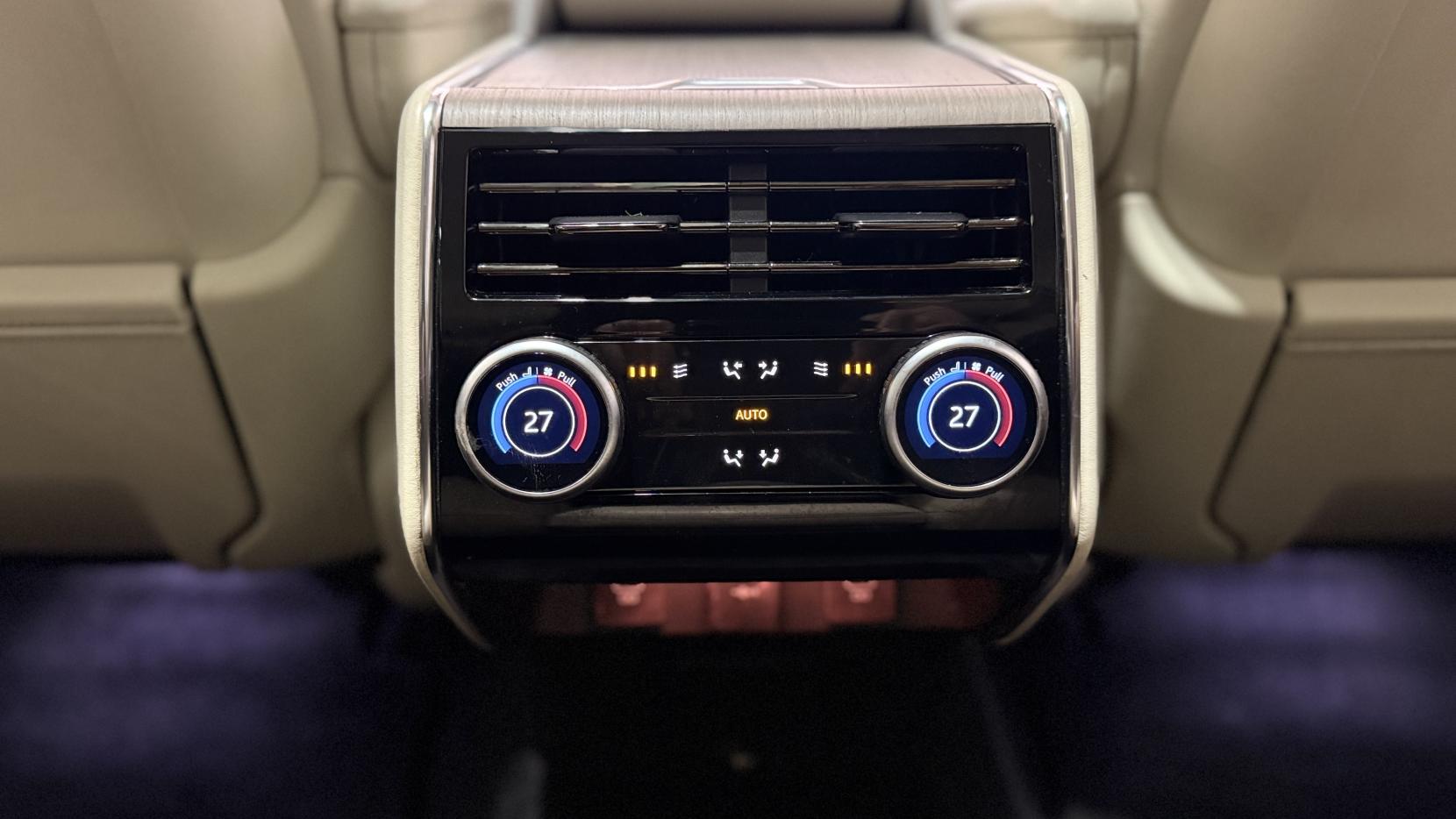 Land Rover Range Rover 3.0 P440e 38.2kWh First Edition SUV 5dr Petrol Plug-in Hybrid Auto 4WD Euro 6 (s/s) (LWB) (440 ps)