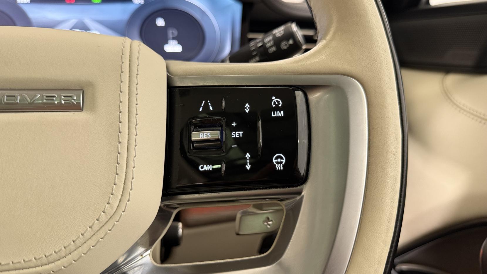 Land Rover Range Rover 3.0 P440e 38.2kWh First Edition SUV 5dr Petrol Plug-in Hybrid Auto 4WD Euro 6 (s/s) (LWB) (440 ps)