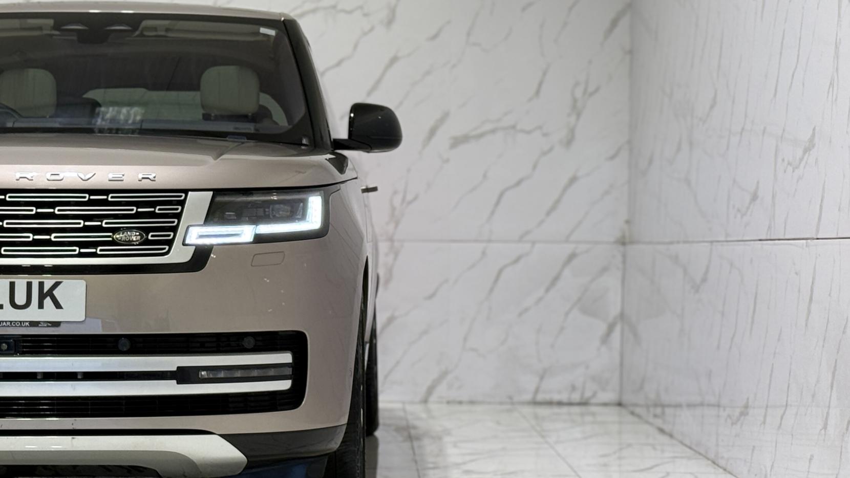 Land Rover Range Rover 3.0 P440e 38.2kWh First Edition SUV 5dr Petrol Plug-in Hybrid Auto 4WD Euro 6 (s/s) (LWB) (440 ps)