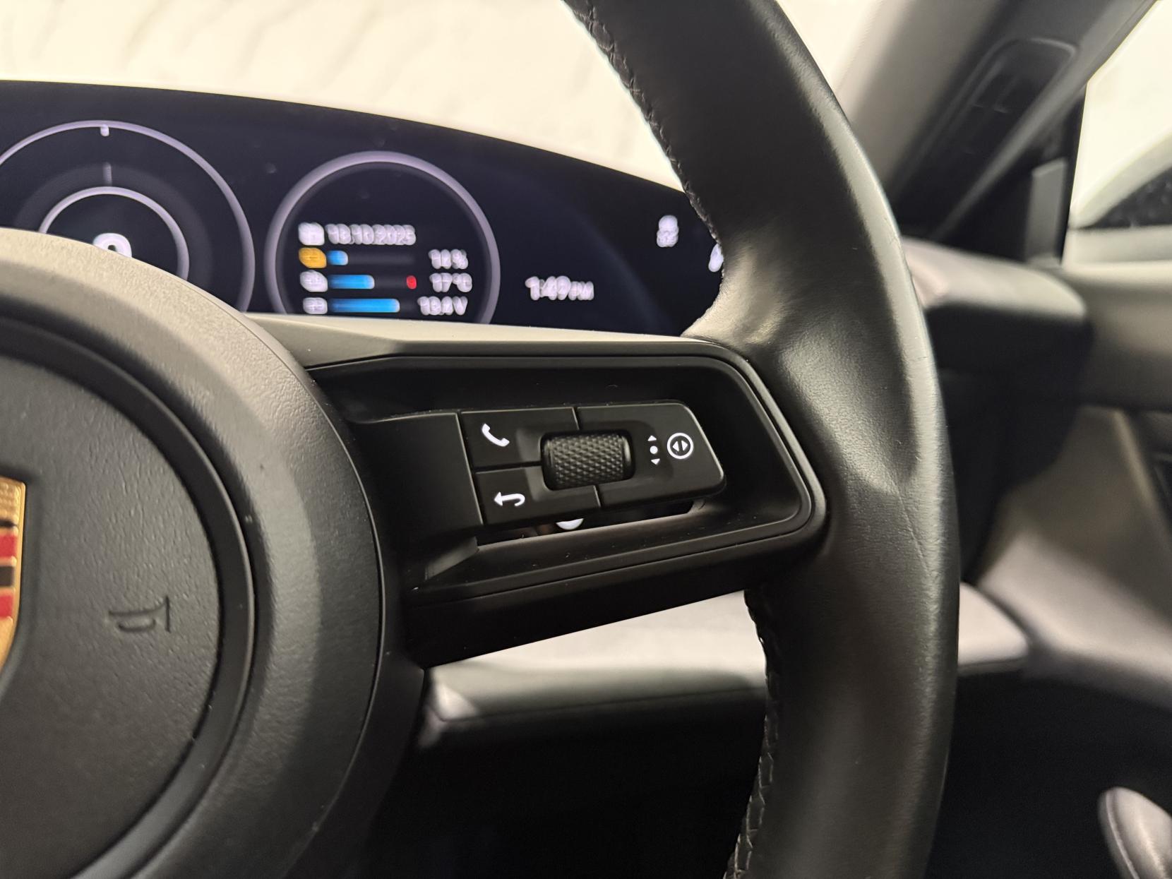 Porsche Taycan Performance Plus 93.4kWh Saloon 4dr Electric Auto RWD (11kW Charger) (476 ps)