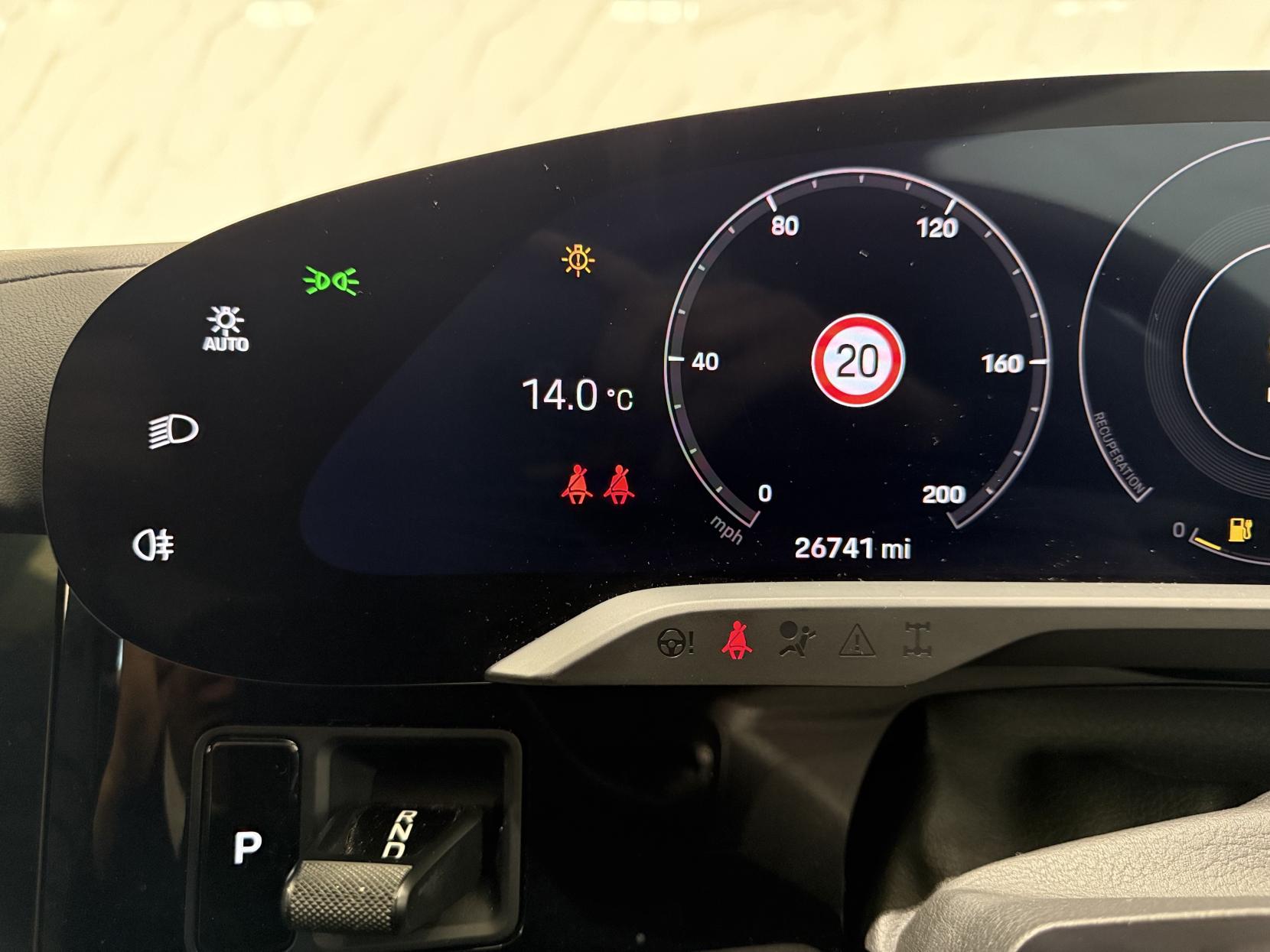 Porsche Taycan Performance Plus 93.4kWh Saloon 4dr Electric Auto RWD (11kW Charger) (476 ps)