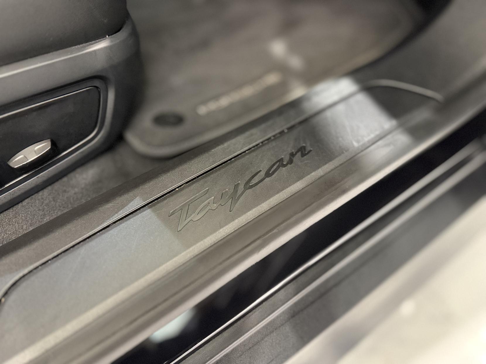 Porsche Taycan Performance Plus 93.4kWh Saloon 4dr Electric Auto RWD (11kW Charger) (476 ps)