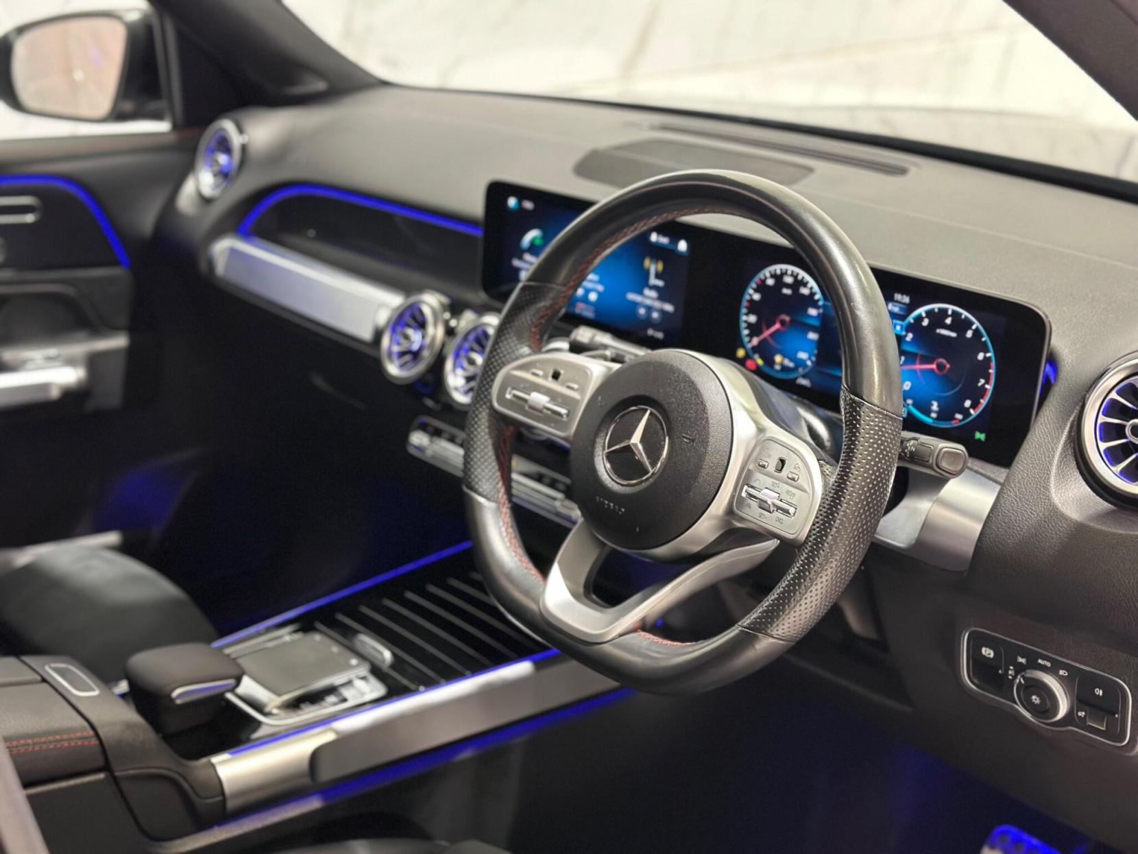 Mercedes-Benz GLB 1.3 GLB200 AMG Line (Premium Plus 2) 7G-DCT Euro 6 (s/s) 5dr