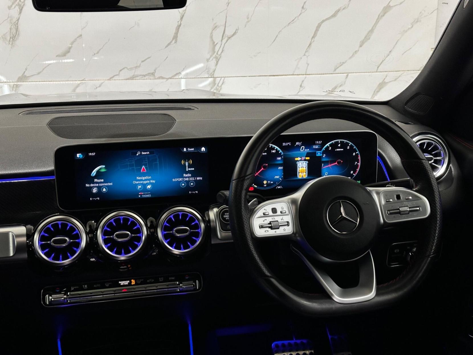 Mercedes-Benz GLB 1.3 GLB200 AMG Line (Premium Plus 2) 7G-DCT Euro 6 (s/s) 5dr