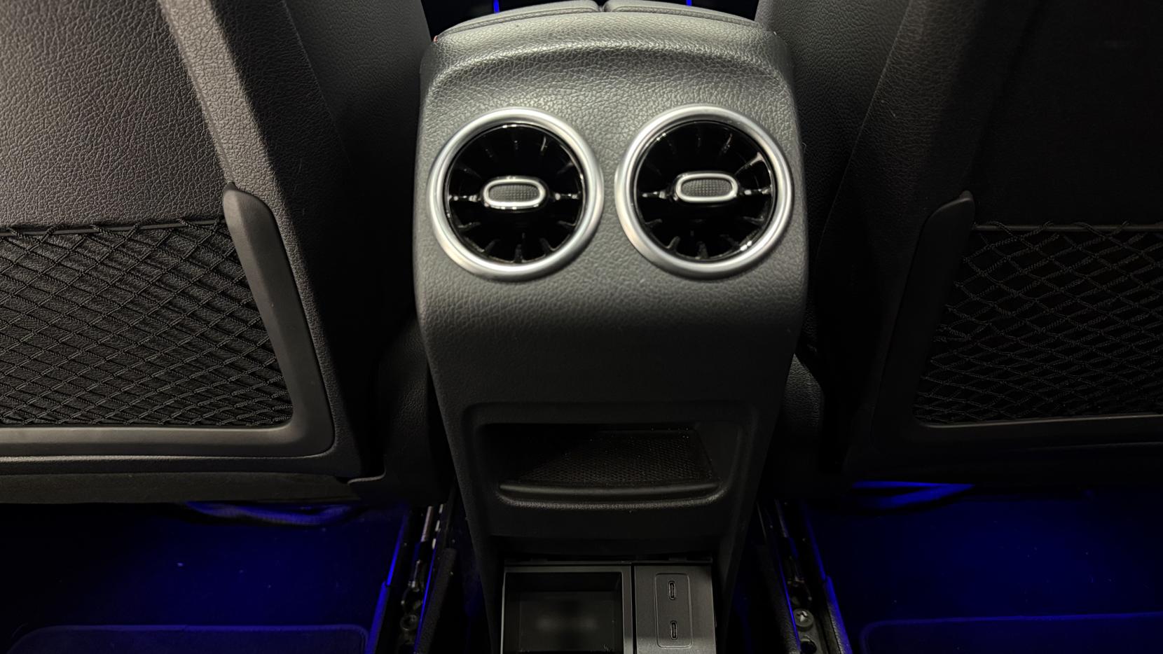 Mercedes-Benz GLB 1.3 GLB200 AMG Line (Premium Plus 2) 7G-DCT Euro 6 (s/s) 5dr