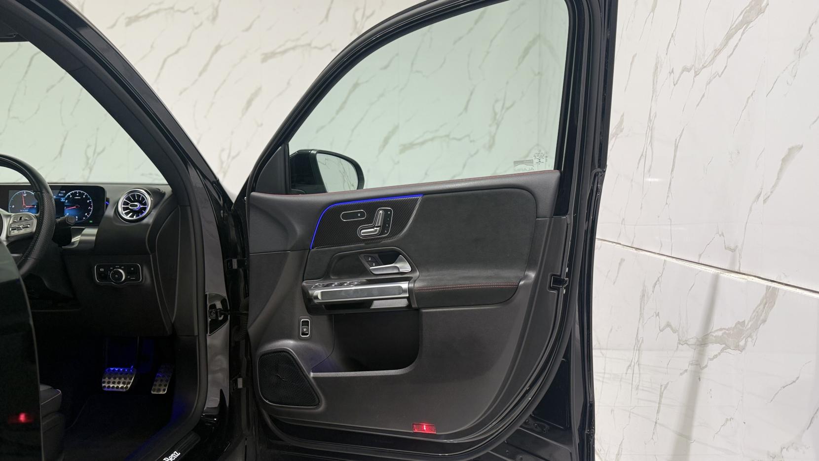 Mercedes-Benz GLB 1.3 GLB200 AMG Line (Premium Plus 2) 7G-DCT Euro 6 (s/s) 5dr