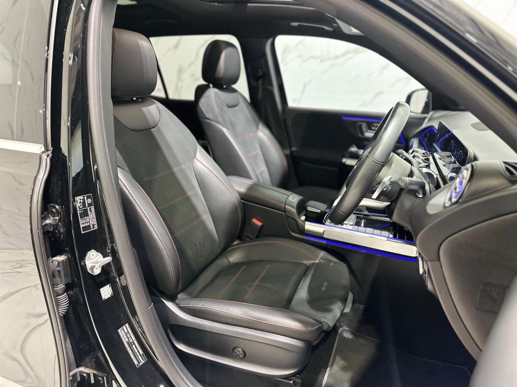 Mercedes-Benz GLB 1.3 GLB200 AMG Line (Premium Plus 2) 7G-DCT Euro 6 (s/s) 5dr