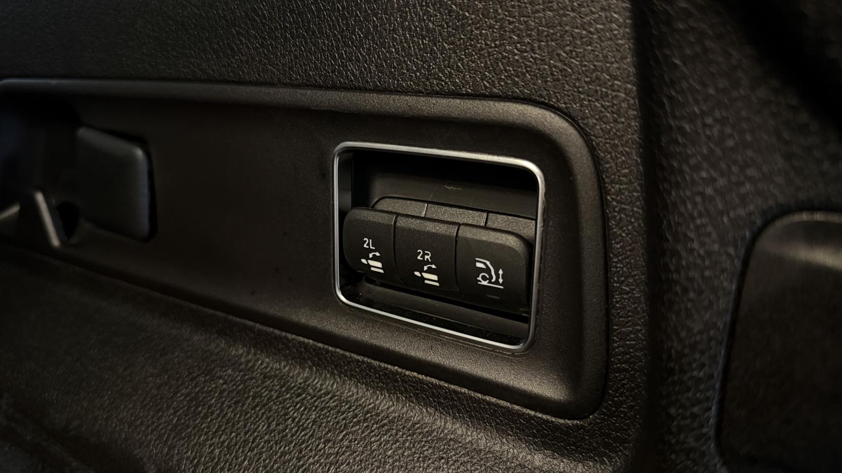 Mercedes-Benz GLE 3.0 GLE53 BiTurbo MHEV AMG (Premium Plus) SUV 5dr Petrol Hybrid SpdS TCT 4MATIC+ Euro 6 (s/s) (7 Seat) (457 ps)