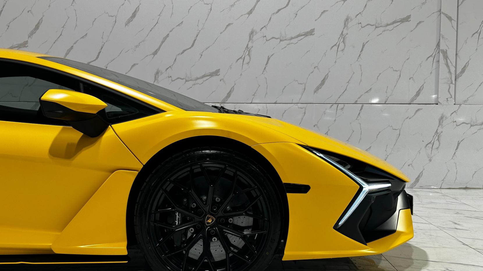 Lamborghini Revuelto 6.5 V12 HPEV 3.8kWh Coupe 2dr Petrol Plug-in Hybrid AMT 4WD Euro 6 (1015 ps)