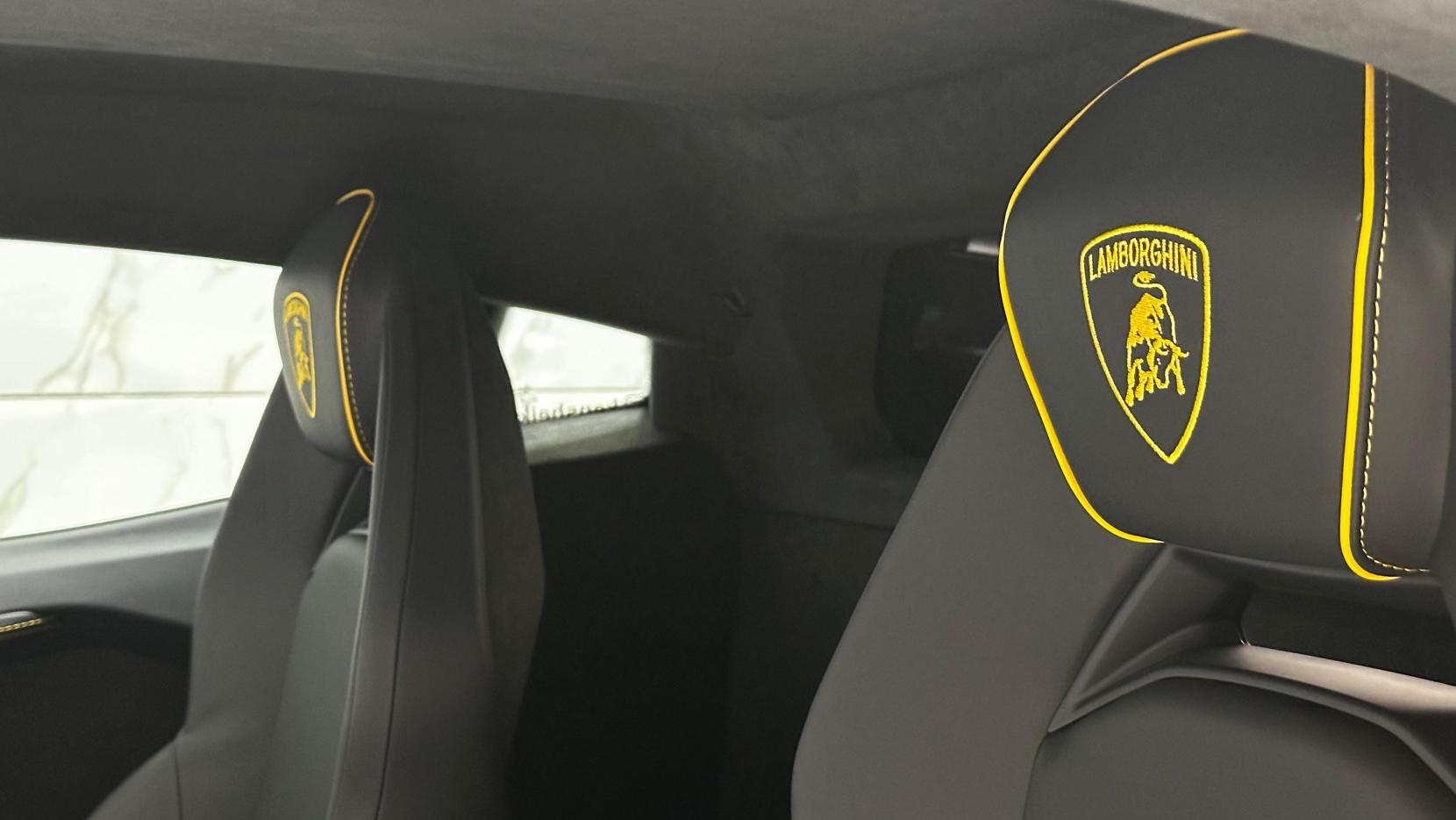 Lamborghini Revuelto 6.5 V12 HPEV 3.8kWh Coupe 2dr Petrol Plug-in Hybrid AMT 4WD Euro 6 (1015 ps)