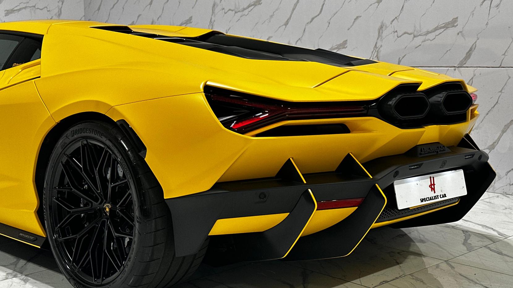 Lamborghini Revuelto 6.5 V12 HPEV 3.8kWh Coupe 2dr Petrol Plug-in Hybrid AMT 4WD Euro 6 (1015 ps)