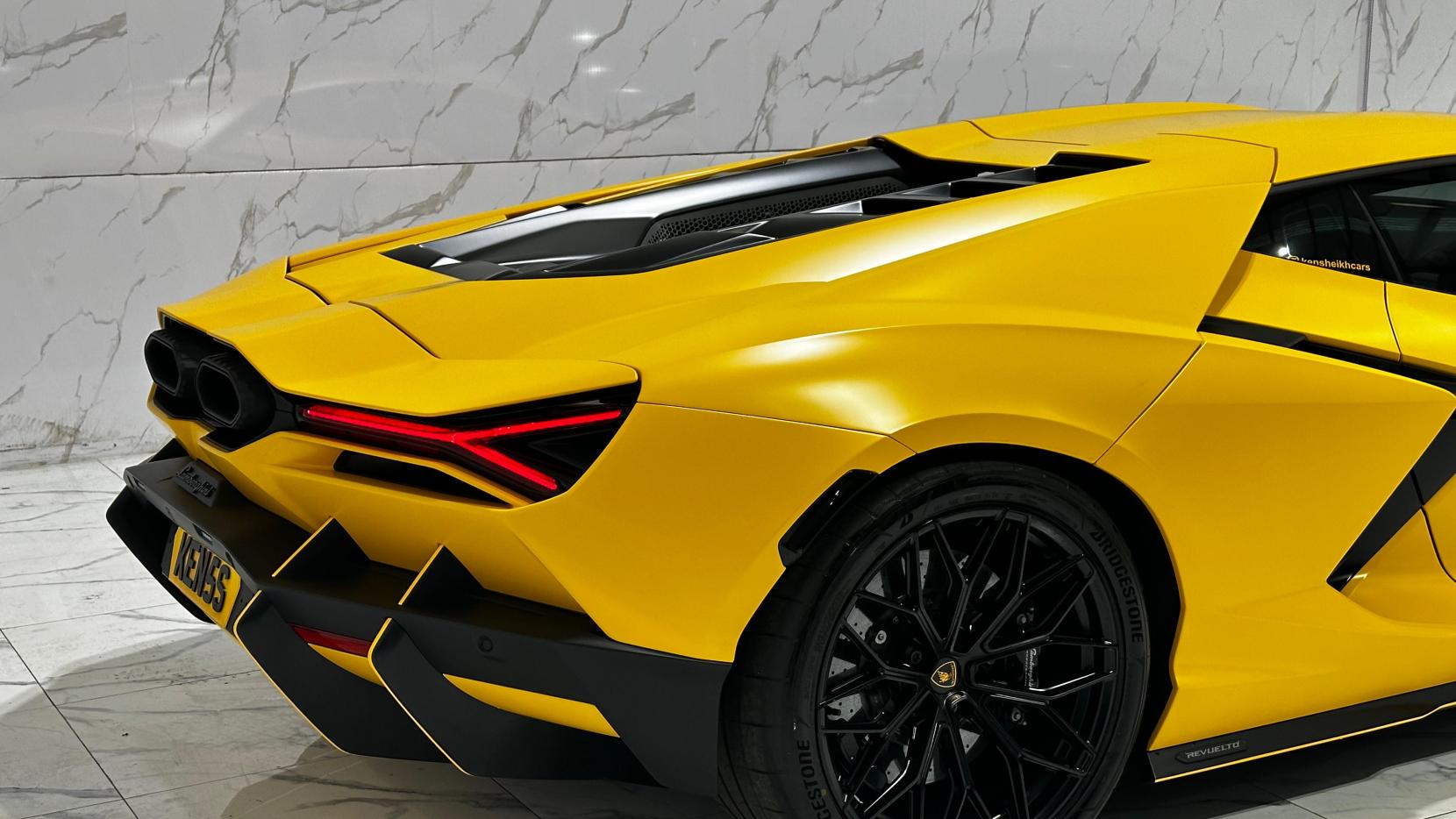 Lamborghini Revuelto 6.5 V12 HPEV 3.8kWh Coupe 2dr Petrol Plug-in Hybrid AMT 4WD Euro 6 (1015 ps)