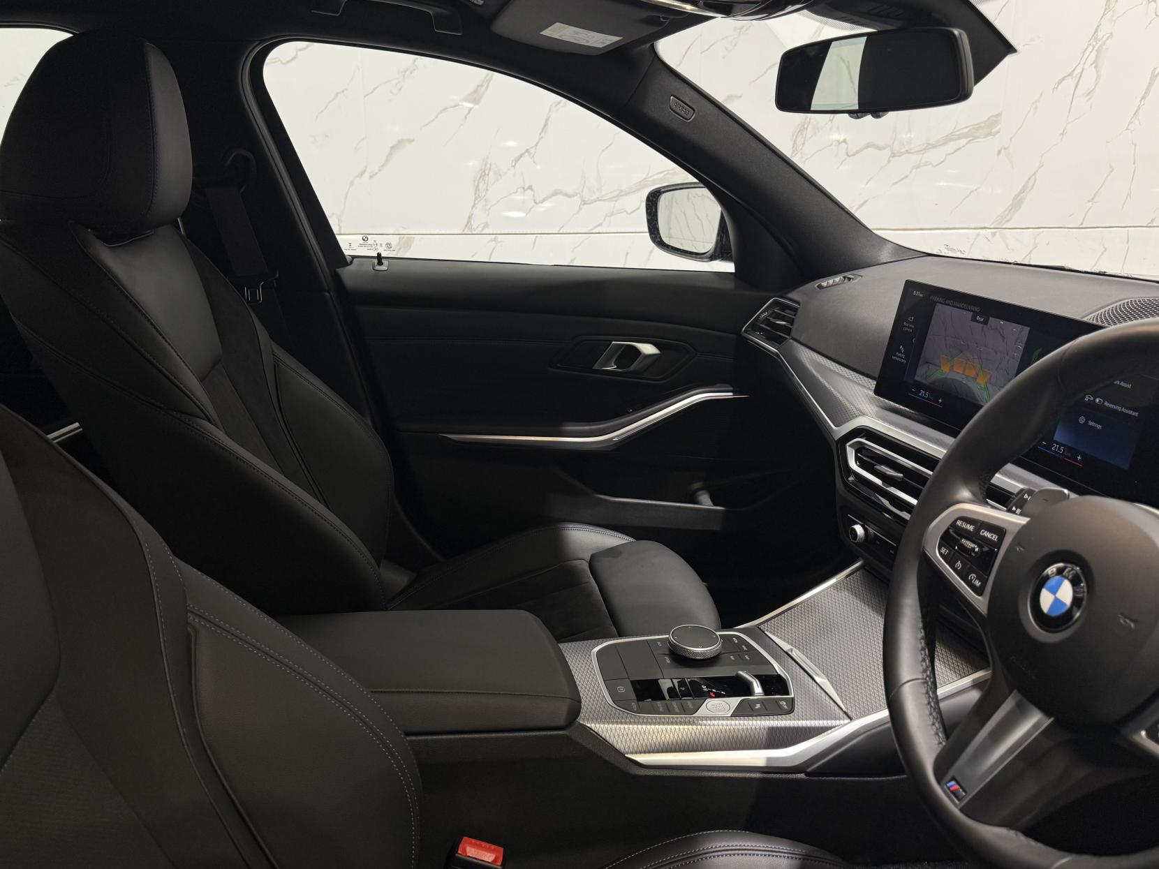 BMW 3 Series 2.0 320d MHT M Sport Saloon 4dr Diesel Hybrid Auto Euro 6 (s/s) (190 ps)