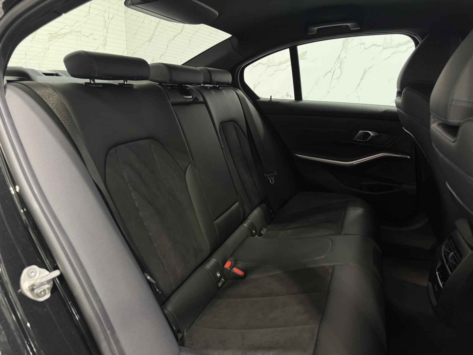 BMW 3 Series 2.0 320d MHT M Sport Saloon 4dr Diesel Hybrid Auto Euro 6 (s/s) (190 ps)