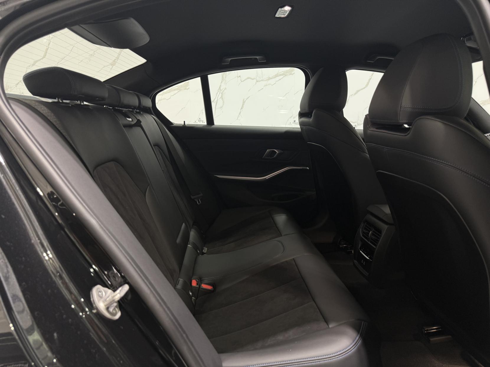 BMW 3 Series 2.0 320d MHT M Sport Saloon 4dr Diesel Hybrid Auto Euro 6 (s/s) (190 ps)