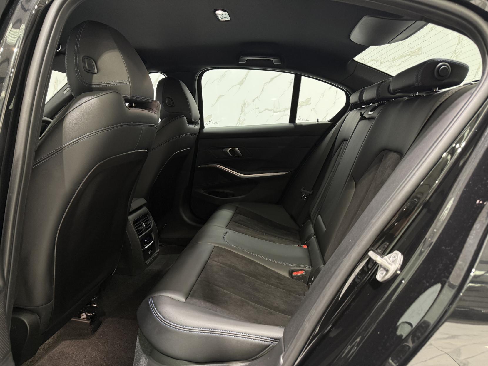 BMW 3 Series 2.0 320d MHT M Sport Saloon 4dr Diesel Hybrid Auto Euro 6 (s/s) (190 ps)