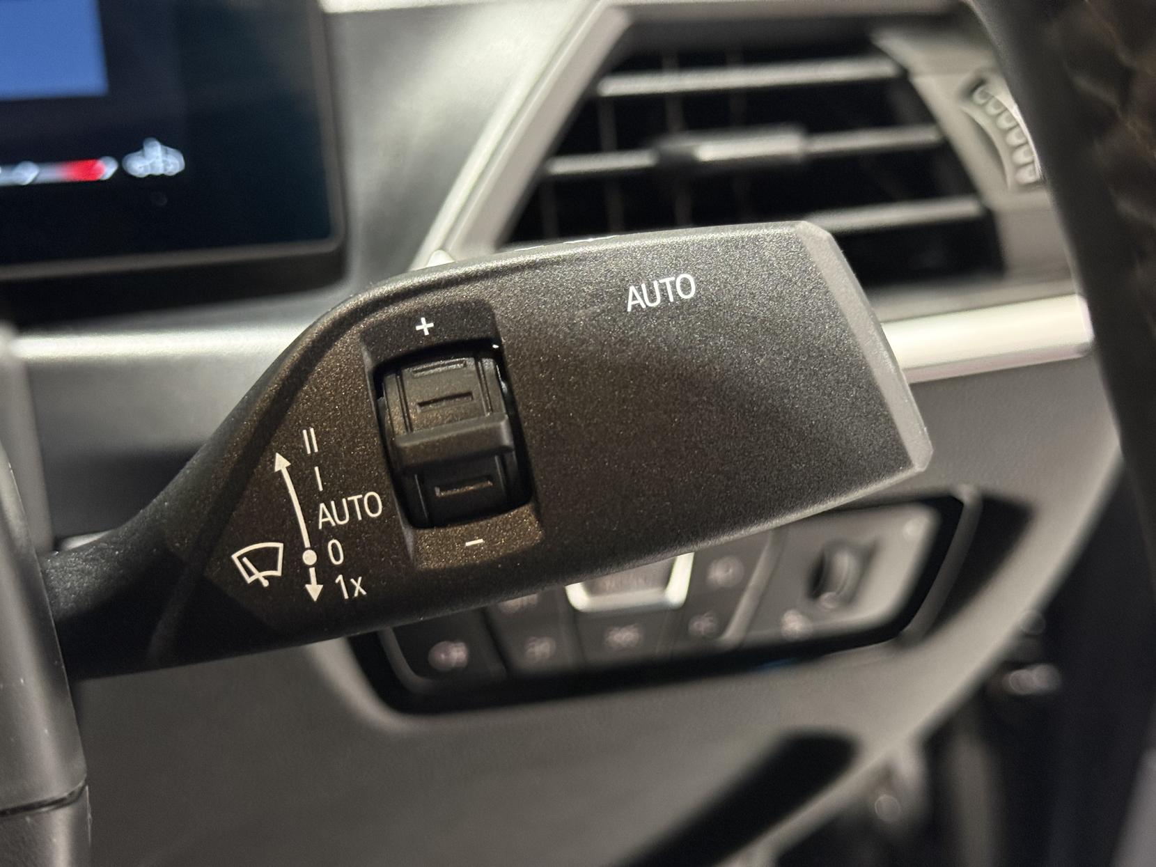 BMW 3 Series 2.0 320d MHT M Sport Saloon 4dr Diesel Hybrid Auto Euro 6 (s/s) (190 ps)