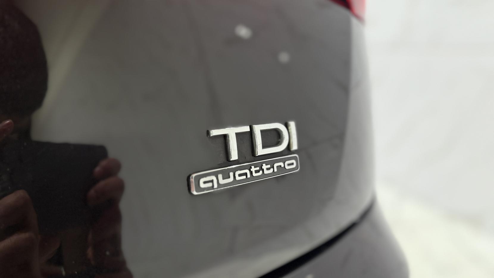 Audi Q5 2.0 TDI S line SUV 5dr Diesel S Tronic quattro Euro 6 (s/s) (190 ps)