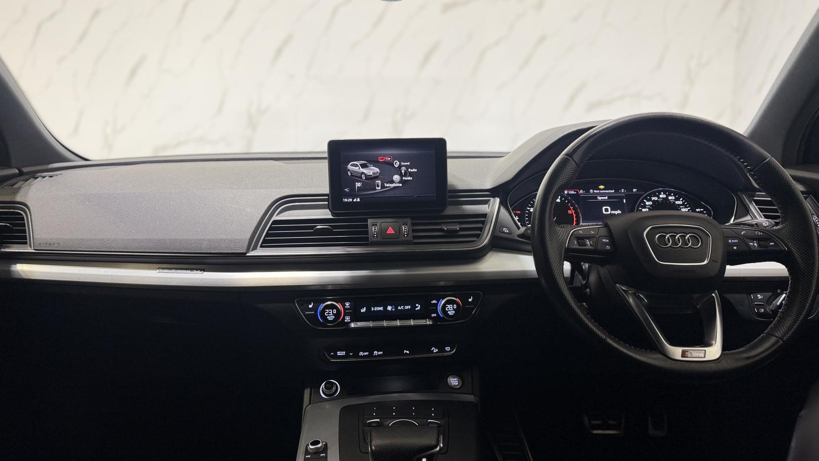 Audi Q5 2.0 TDI S line SUV 5dr Diesel S Tronic quattro Euro 6 (s/s) (190 ps)