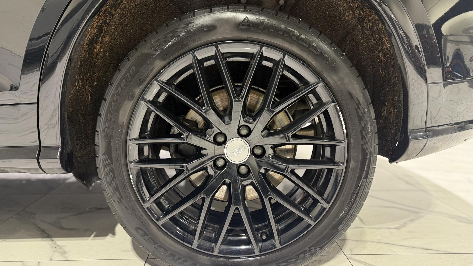 Audi Q5 2.0 TDI S line SUV 5dr Diesel S Tronic quattro Euro 6 (s/s) (190 ps)