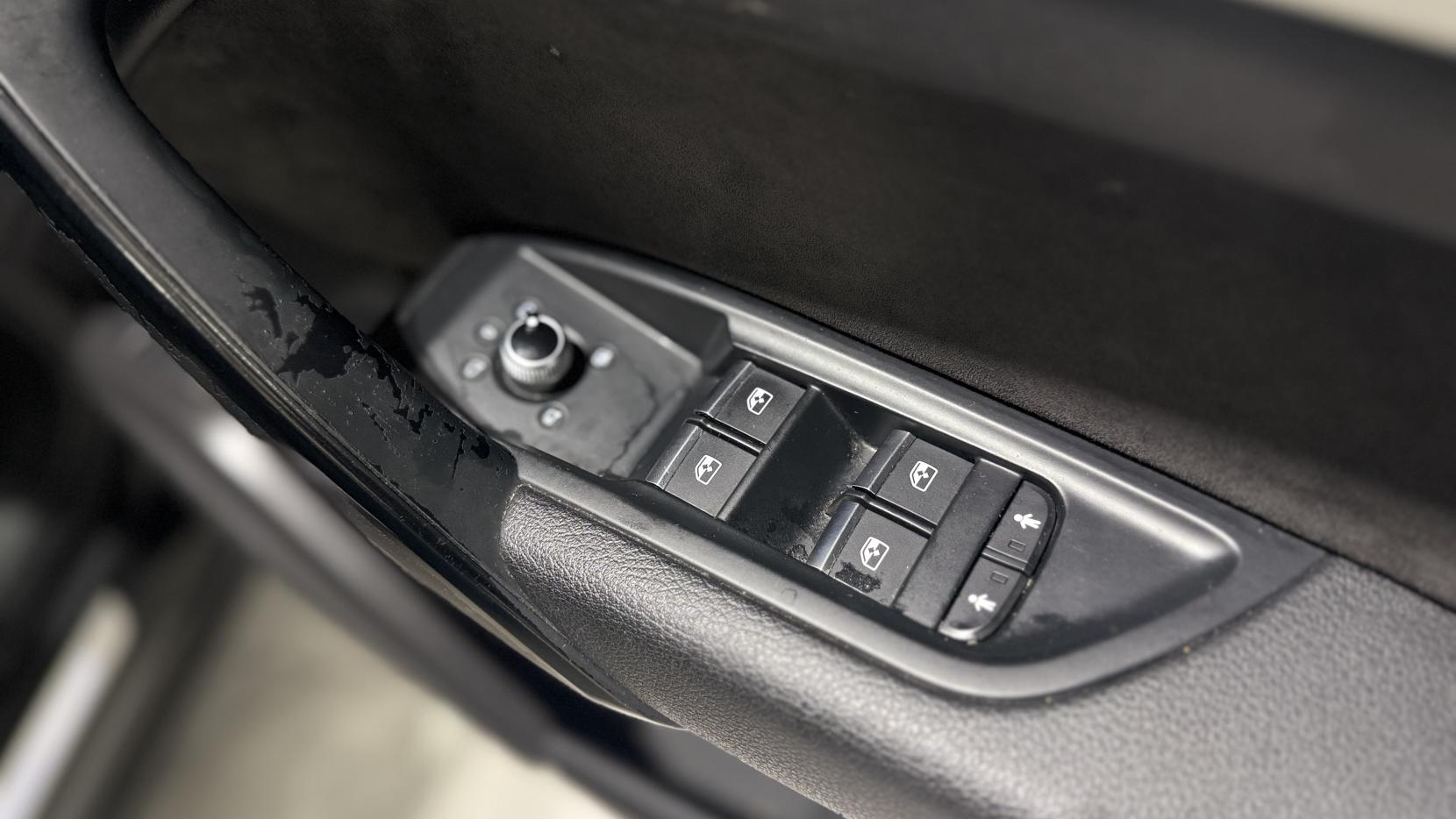 Audi Q5 2.0 TDI S line SUV 5dr Diesel S Tronic quattro Euro 6 (s/s) (190 ps)