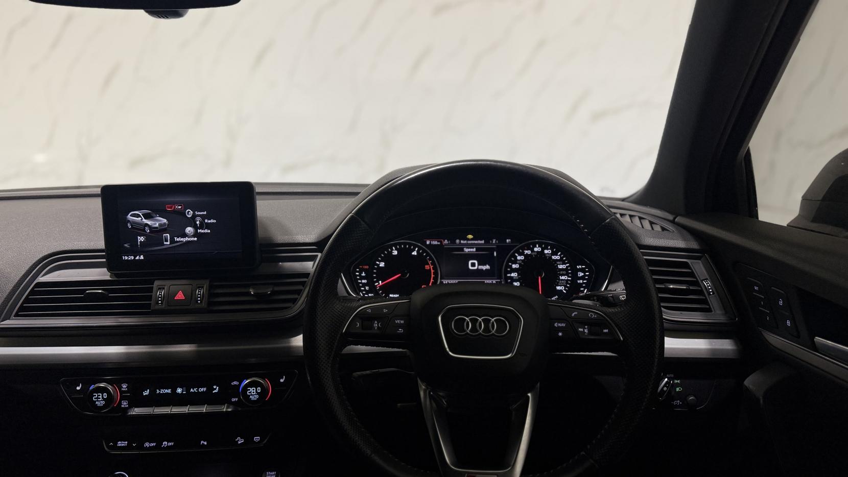 Audi Q5 2.0 TDI S line SUV 5dr Diesel S Tronic quattro Euro 6 (s/s) (190 ps)