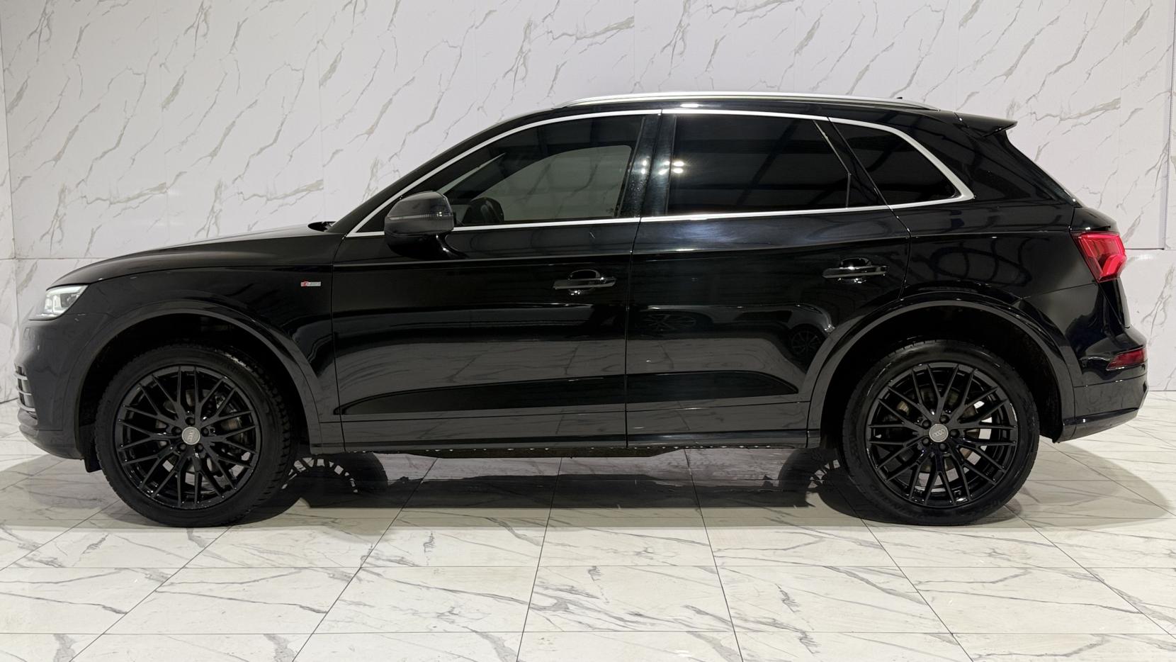 Audi Q5 2.0 TDI S line SUV 5dr Diesel S Tronic quattro Euro 6 (s/s) (190 ps)