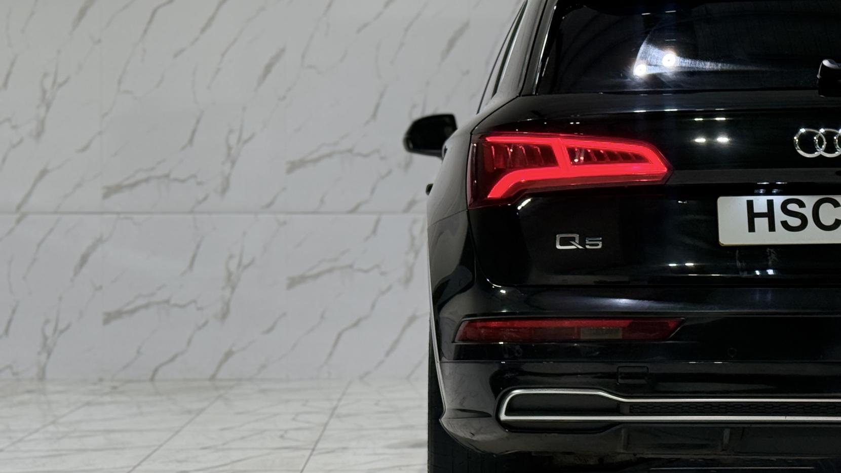 Audi Q5 2.0 TDI S line SUV 5dr Diesel S Tronic quattro Euro 6 (s/s) (190 ps)