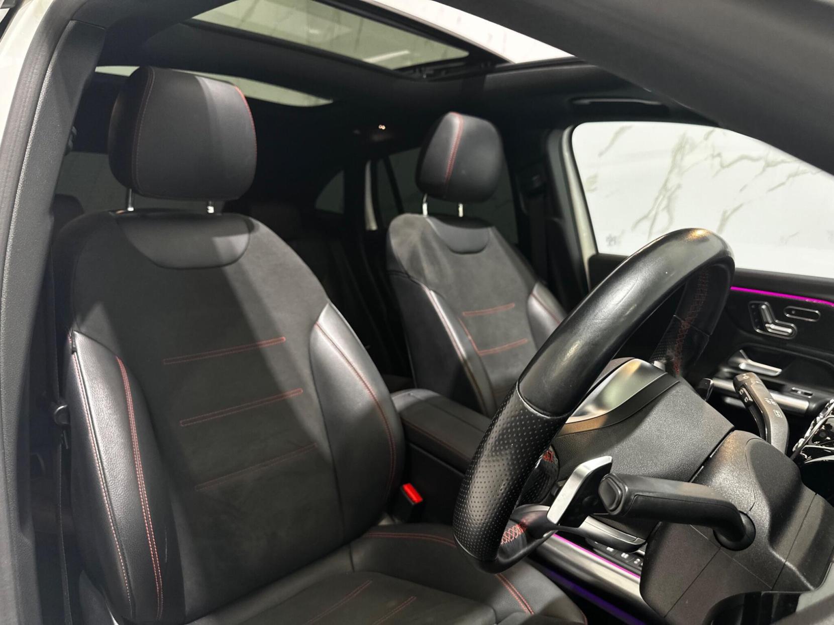 Mercedes-Benz GLA 2.0 GLA250 AMG Line (Premium Plus) 8G-DCT Euro 6 (s/s) 5dr