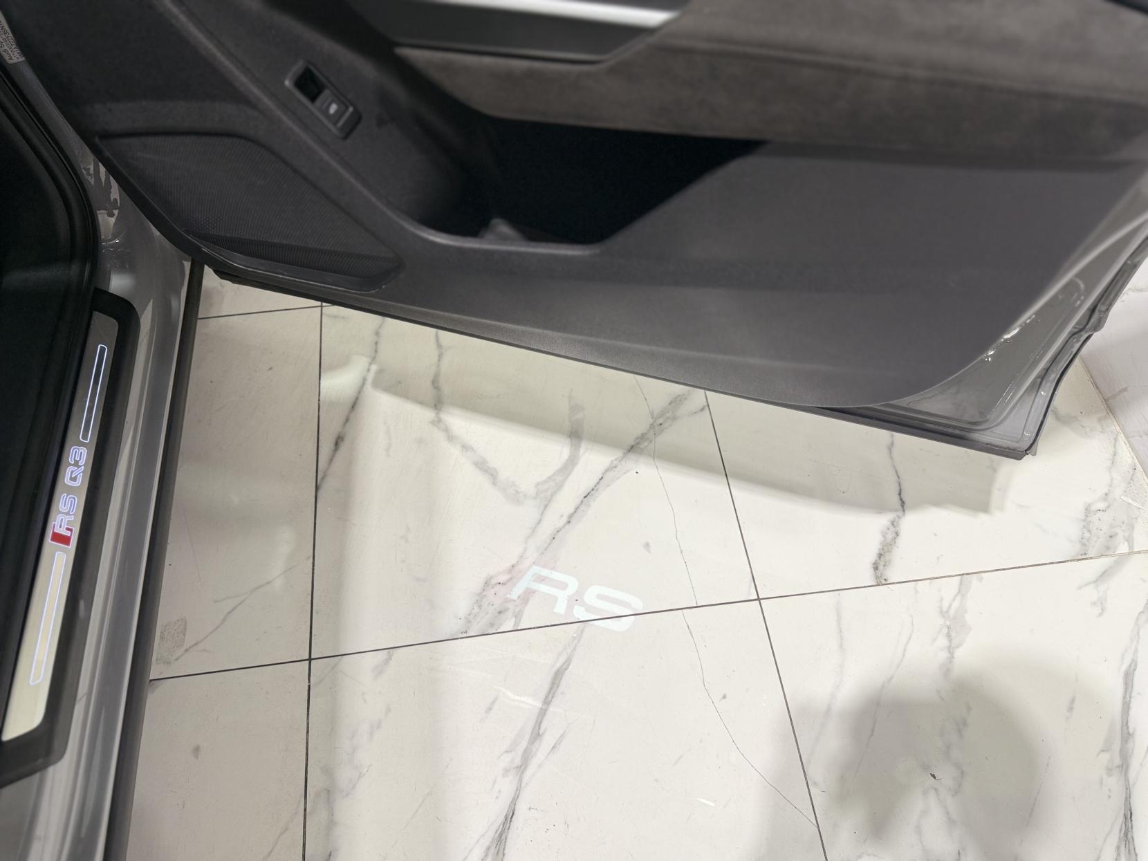 Audi RS Q3 2.5 TFSI Audi Sport Edition SUV 5dr Petrol S Tronic quattro Euro 6 (s/s) (400 ps)