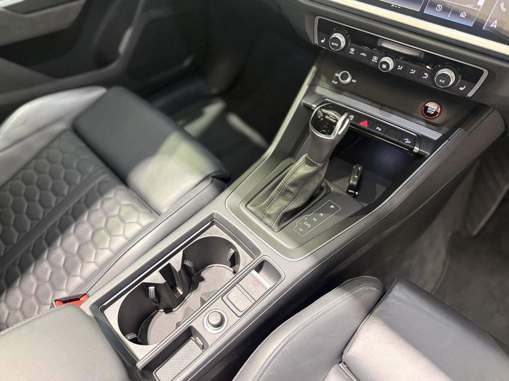 Audi RS Q3 2.5 TFSI Audi Sport Edition SUV 5dr Petrol S Tronic quattro Euro 6 (s/s) (400 ps)