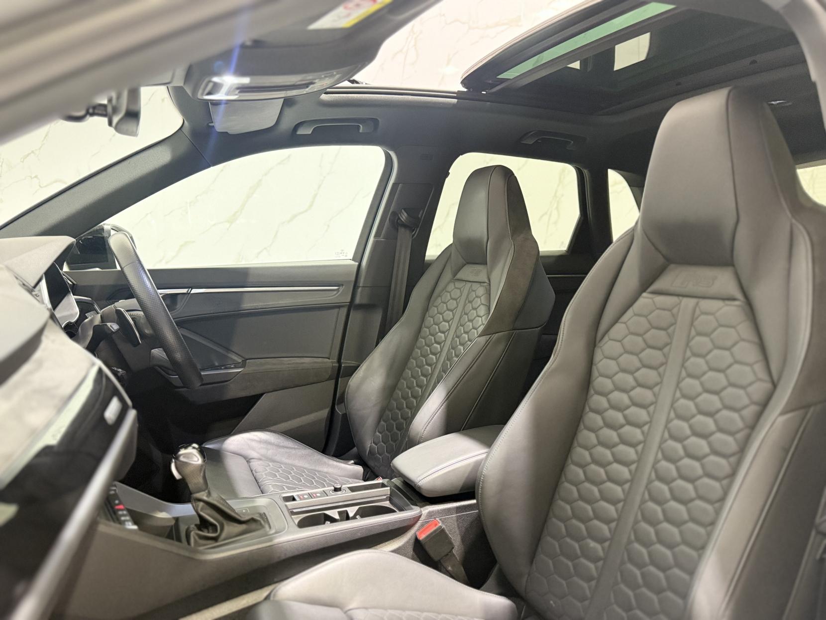 Audi RS Q3 2.5 TFSI Audi Sport Edition SUV 5dr Petrol S Tronic quattro Euro 6 (s/s) (400 ps)