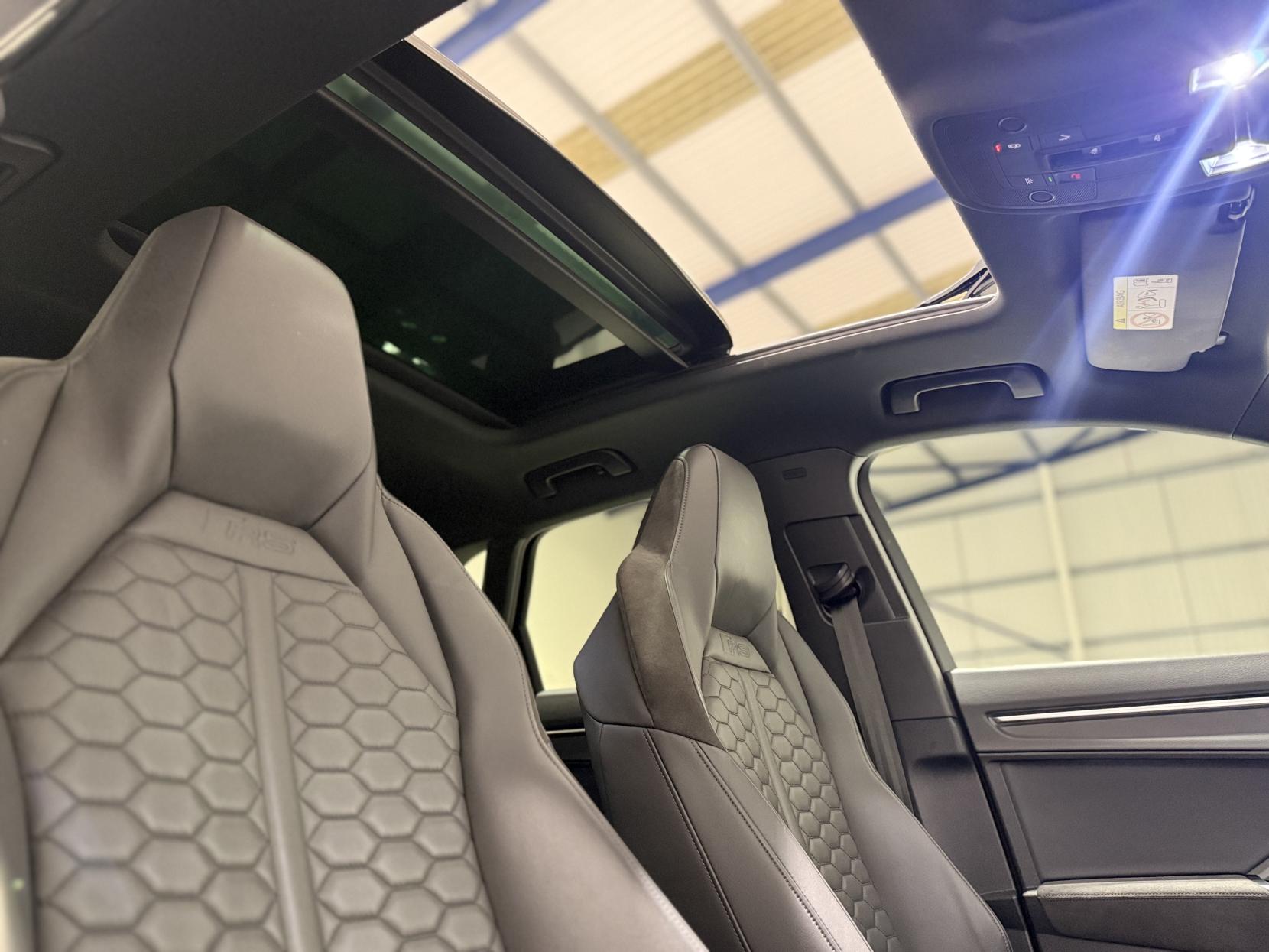 Audi RS Q3 2.5 TFSI Audi Sport Edition SUV 5dr Petrol S Tronic quattro Euro 6 (s/s) (400 ps)