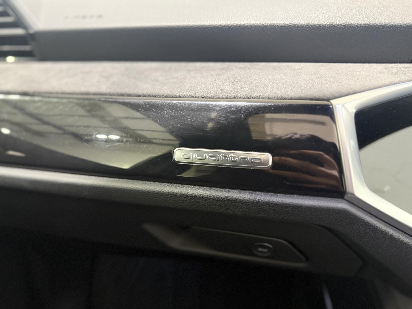 Audi RS Q3 2.5 TFSI Audi Sport Edition SUV 5dr Petrol S Tronic quattro Euro 6 (s/s) (400 ps)