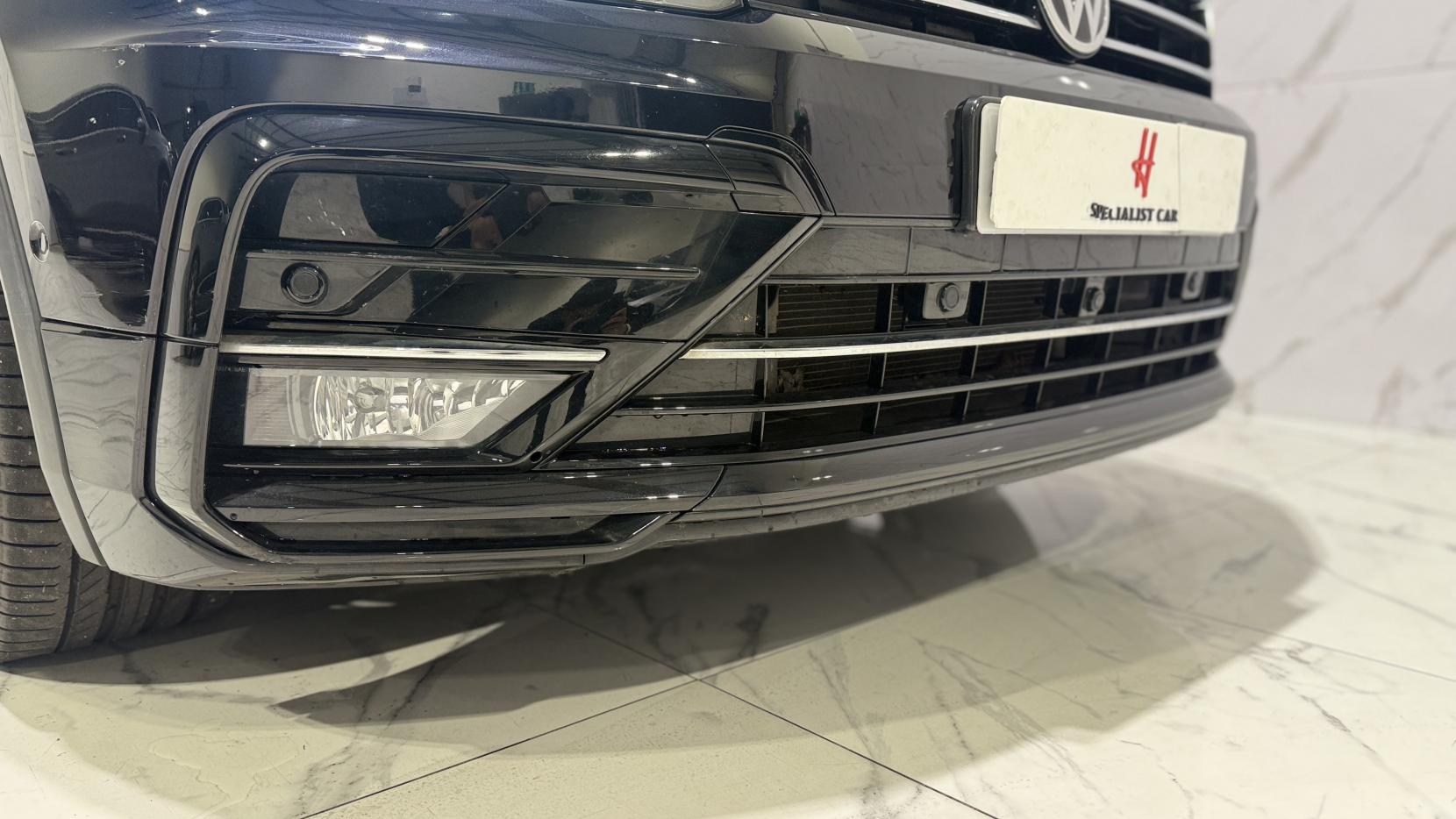 Volkswagen Tiguan 1.5 TSI EVO R-Line Tech DSG Euro 6 (s/s) 5dr